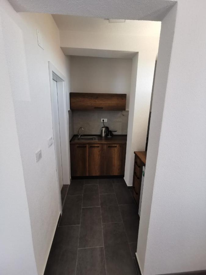 Gopo Guesthouse Elshani 외부 사진