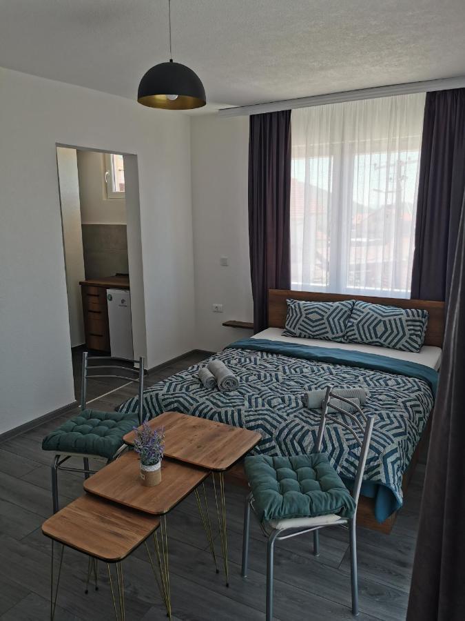 Gopo Guesthouse Elshani 외부 사진
